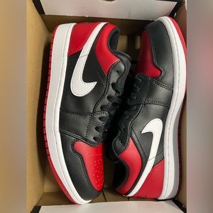 Air Jordan 1 Lows,